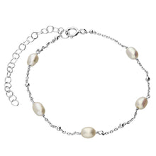  Silver & Freshwater Pearl Bracelet