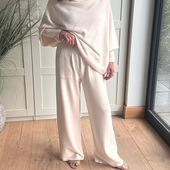 Relaxed Wide Leg Pants - WINTER WHITE