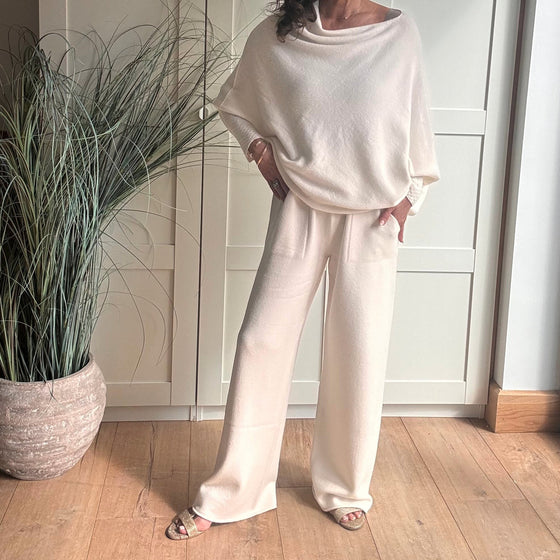 Relaxed Wide Leg Pants - WINTER WHITE