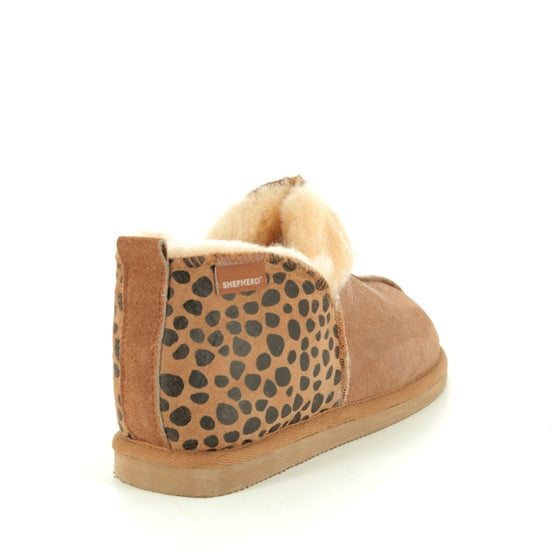 Annie Sheepskin Slippers with Leopard Print